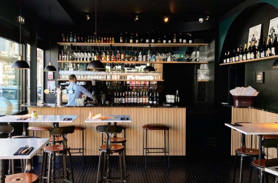 Sacré Bistro